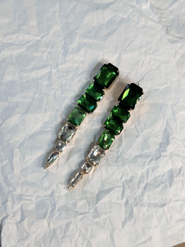 Zarcillo piedras verdes