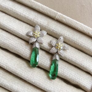 Zarcillo flor silver piedra verde