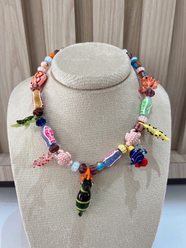 Collar funky marino