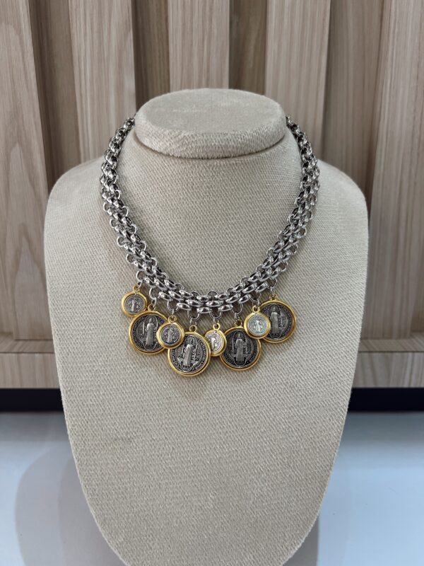 Collar multidije San Benito
