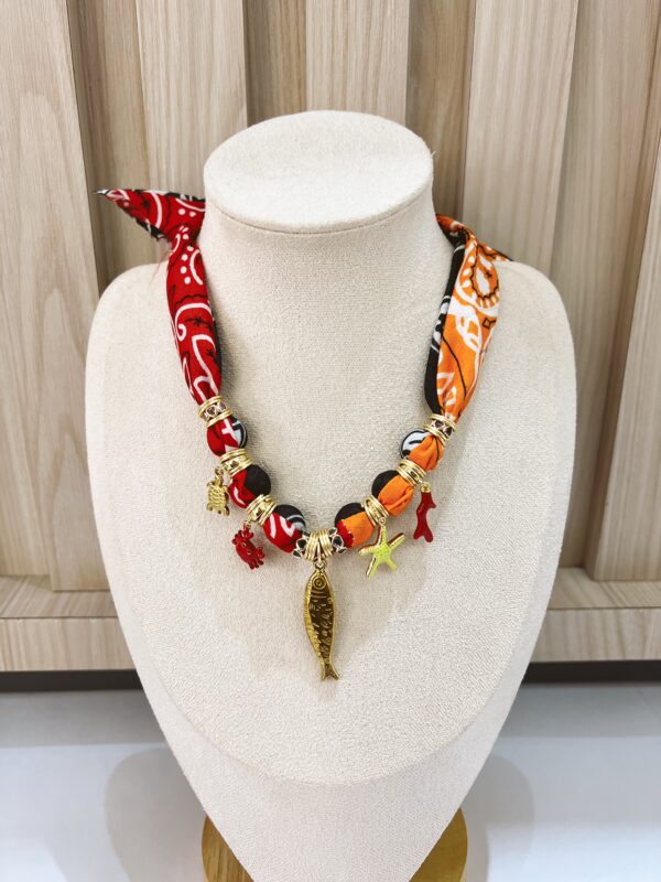 Collar bandana roja y naranja multidijes