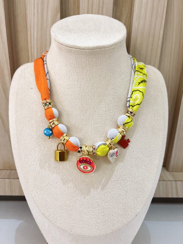 Collar bandana naranja, blanco y amarillo multidije